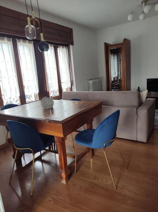 Neblou Appartement Aosta Buitenkant foto