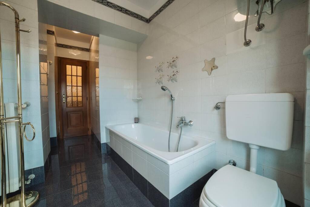 Neblou Appartement Aosta Buitenkant foto